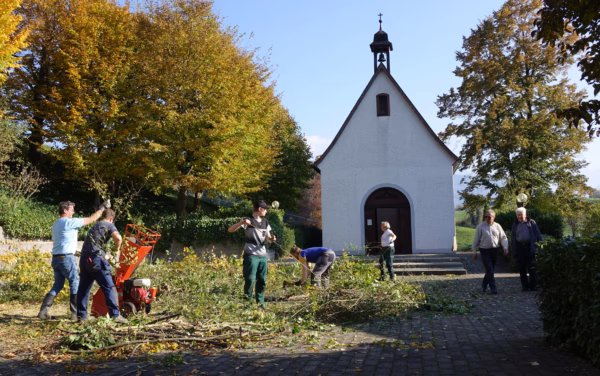 Erster Gartenwerktag auf Berg Sion